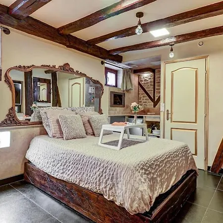 Le Romantique I Hypercentre I Cocon & Republique Apartman *